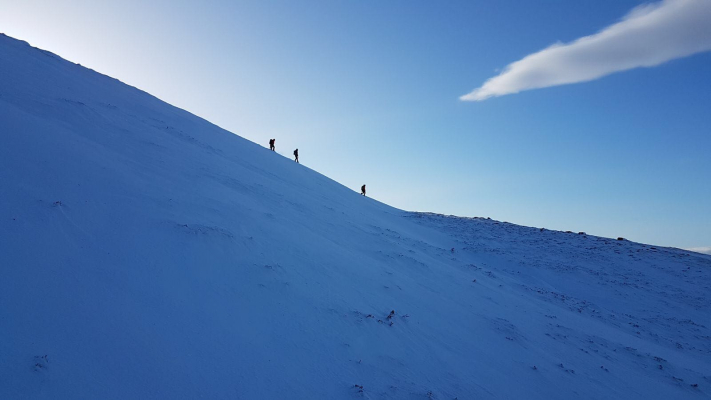 4 Great conditions for this week's winter skills & winter mountaineering courses