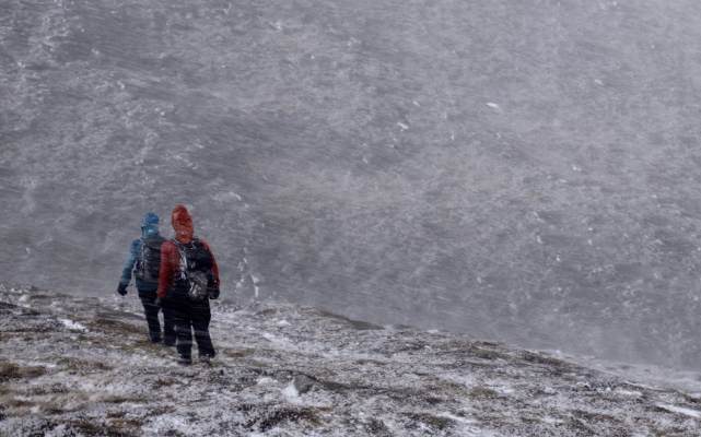 4 Wintry conditions in the Cairngorms #winterskills #winterclimbing #wintermountaineering