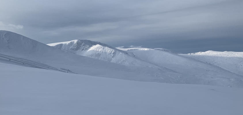 1 Excellent early season conditions #skitouring #winterclimbing #cairngorms