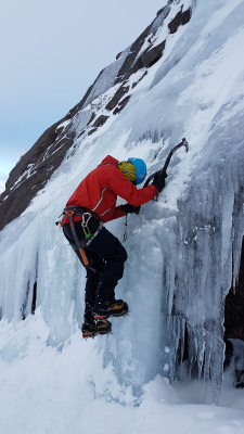 3 Amazing weather of late #winterskills #winterclimbing #wintermountaineering #cairngorms #scotland