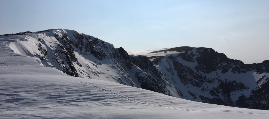 6 Spring in the air, but winter is still clinging on! #winterskills #wintermountaineering #hillwalking