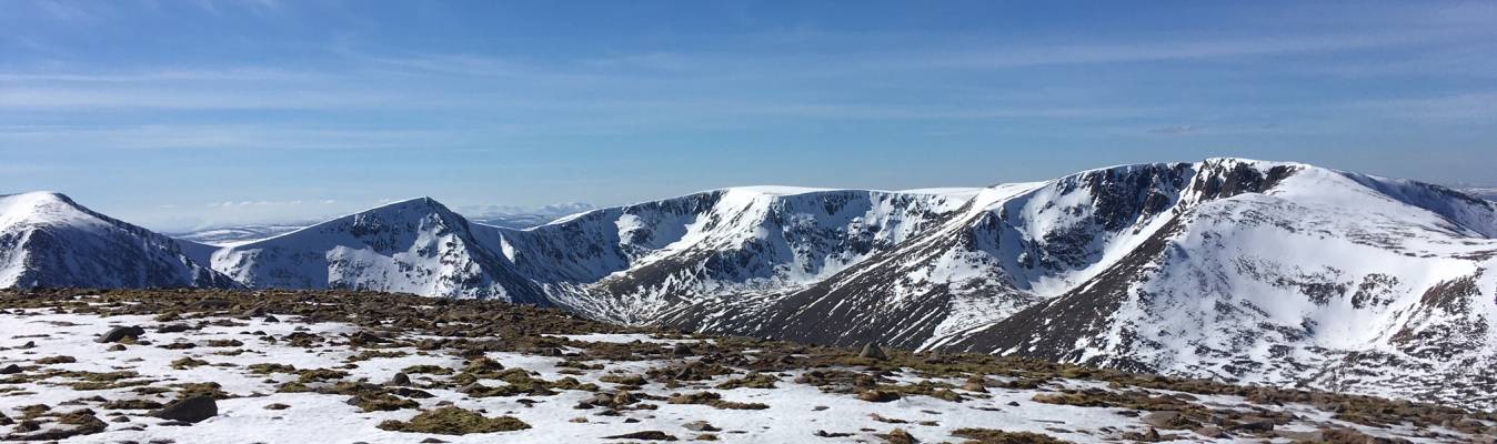 2 Last of winter courses for 2017! #winterskills #ski touring #climbing #courses #introduction #cairngorms #Scotland