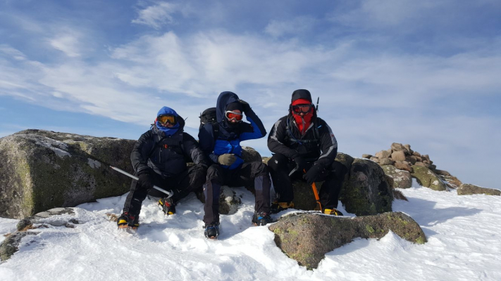 5 Turning very cold..... #winterskills #skitouring #winterclimbing #wintermountaineering