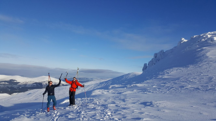 2 Great winter conditions continue #winterskills #wintermountaineering #skitouring #cairngorms #scotland