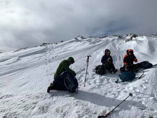 2 Great conditions thanks to Ciara & Dennis! #winterskills #wintermountaineering #skitouring