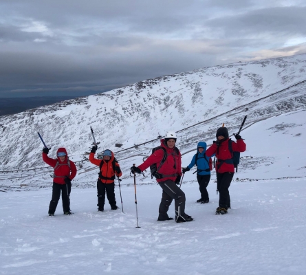 0 And they're off!!! #winterskills #wintermountaineering 