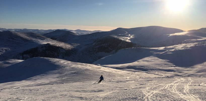 0 Ski Touring, Cain Gorm