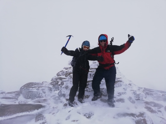 2 Spring in the air, but winter is still clinging on! #winterskills #wintermountaineering #hillwalking