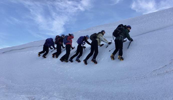 11 Turning very cold..... #winterskills #skitouring #winterclimbing #wintermountaineering