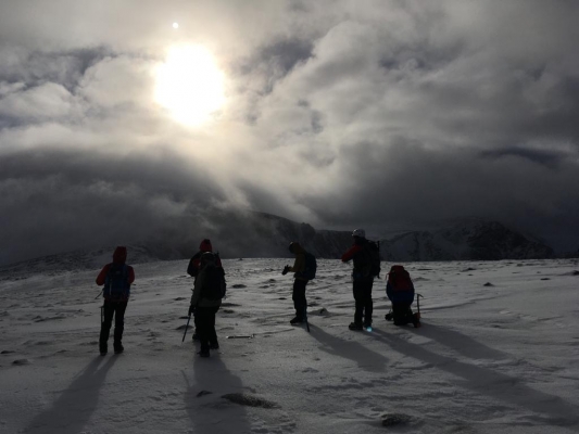 4 Winter arrives just in time #winterskills #winterclimbing #skitouring 