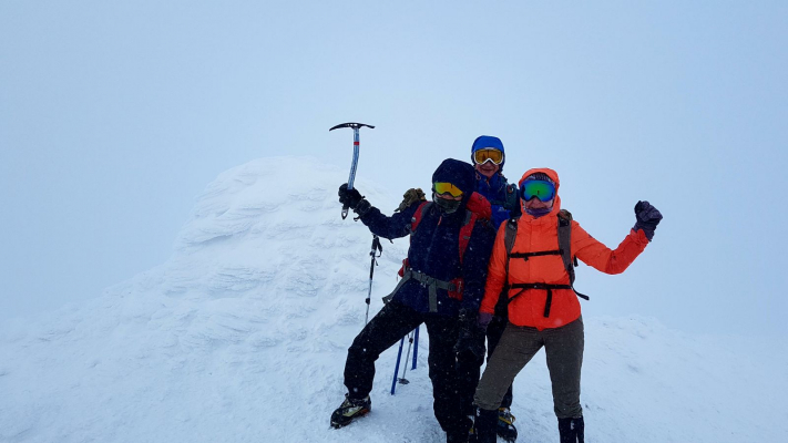 1 Amazing weather of late #winterskills #winterclimbing #wintermountaineering #cairngorms #scotland